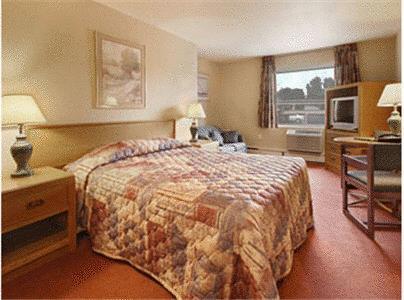 Super 8 By Wyndham Kingston Hotel Bilik gambar